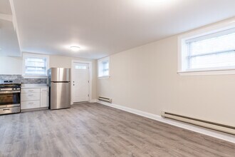 2905 N Mildred Ave, Unit 1 in Chicago, IL - Building Photo - Building Photo