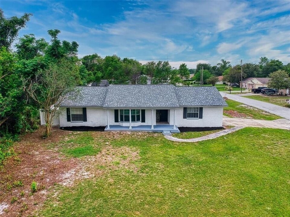 1836 Plumtree Dr in Deltona, FL - Building Photo