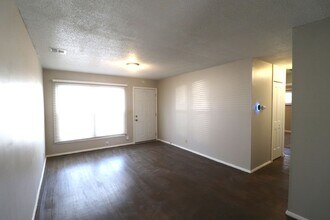 1119 Fair St in Junction City, KS - Building Photo - Building Photo