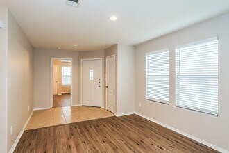 9614 Brandon Rock Lane in Houston, TX - Building Photo - Building Photo