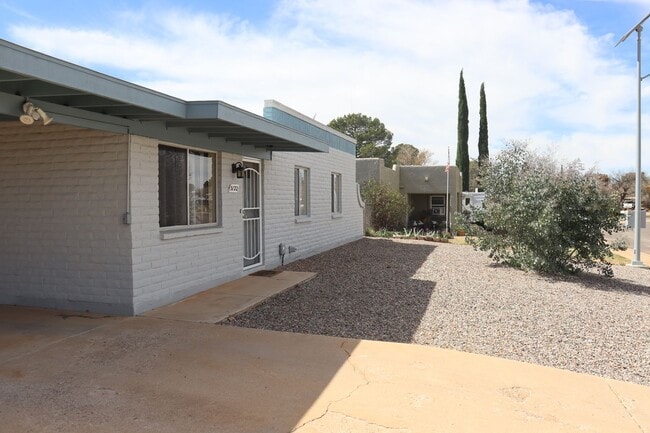 5122 N Leonardo De Vinci Dr in Sierra Vista, AZ - Building Photo - Building Photo
