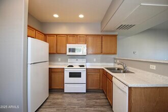 6770 N 47th Ave in Glendale, AZ - Building Photo - Building Photo