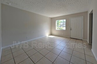 2854 Yellow Pine Ct in Jacksonville, FL - Building Photo - Building Photo