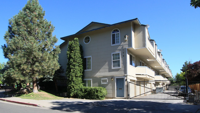 Cottages At Glenda