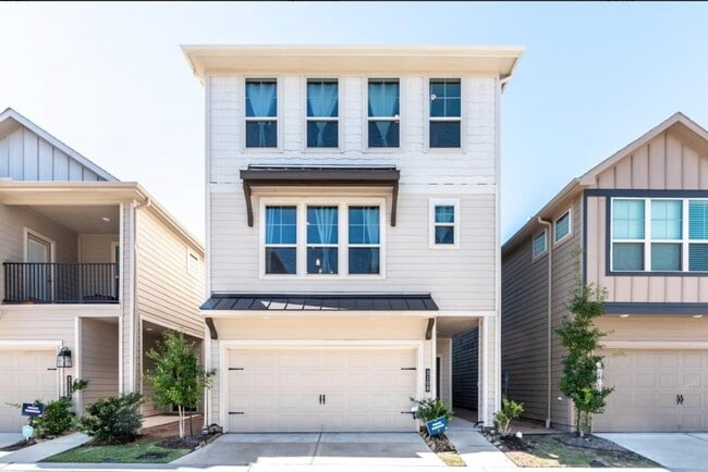 property at 3108 Roseland Terrace Ln