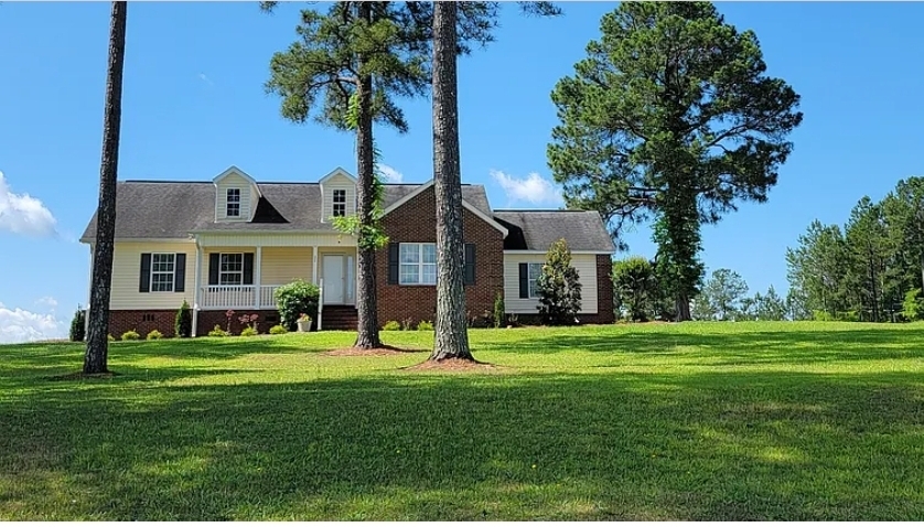 325 Christina Ct in Macon, GA - Foto de edificio