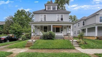 2290 Indiana Ave, Unit 2292 in Columbus, OH - Building Photo