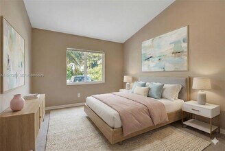 170 NW 46th St in Miami, FL - Building Photo - Building Photo