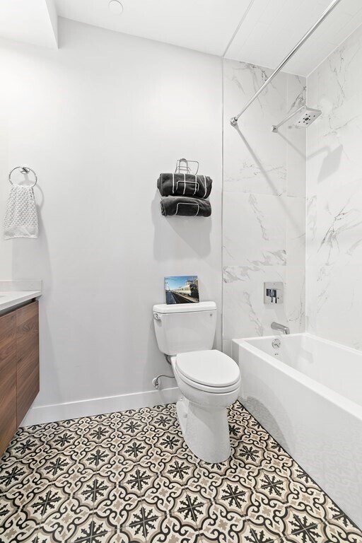 39 Lexington St in Boston, MA - Building Photo - Building Photo