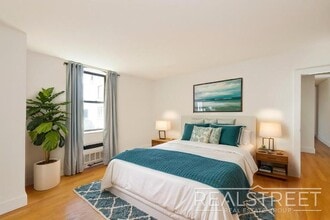 LUXURY 2 BED LOFT in Queens! in Queens, NY - Building Photo - Building Photo