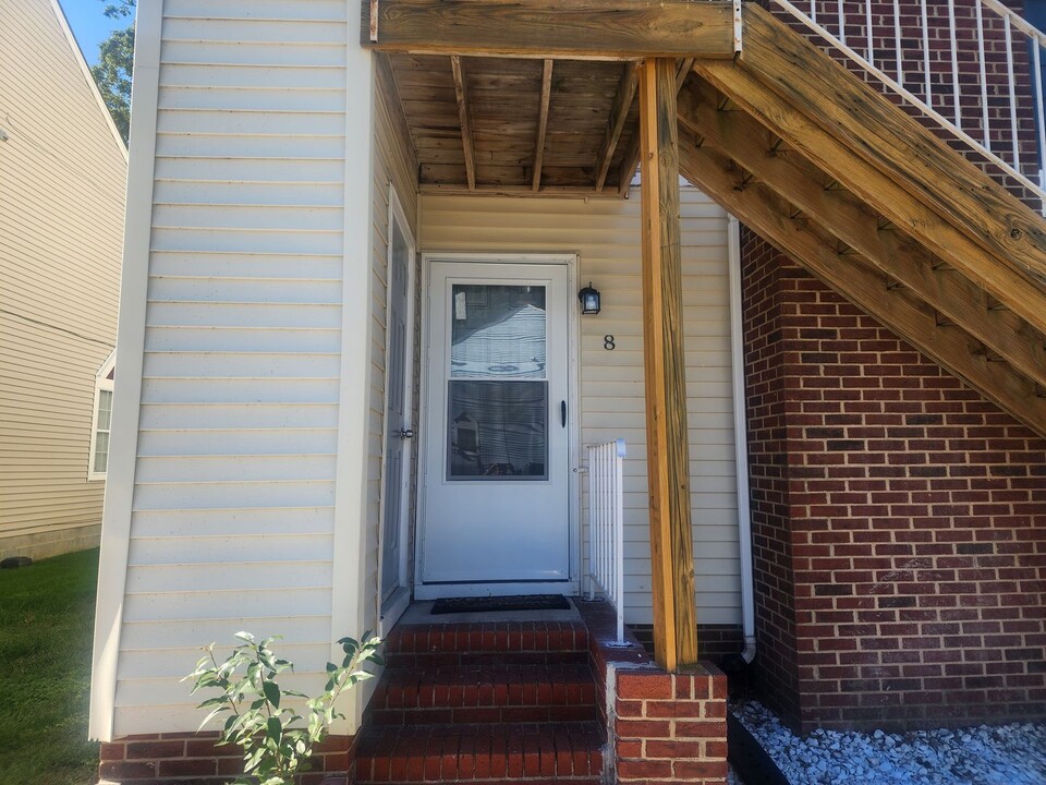 431 Lester Rd in Newport News, VA - Building Photo