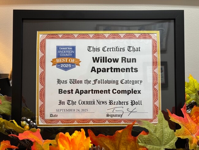 Willow Run Apartments in Clinton, TN - Building Photo - Building Photo