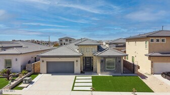 13405 Emerald Glass Dr in Horizon City, TX - Building Photo