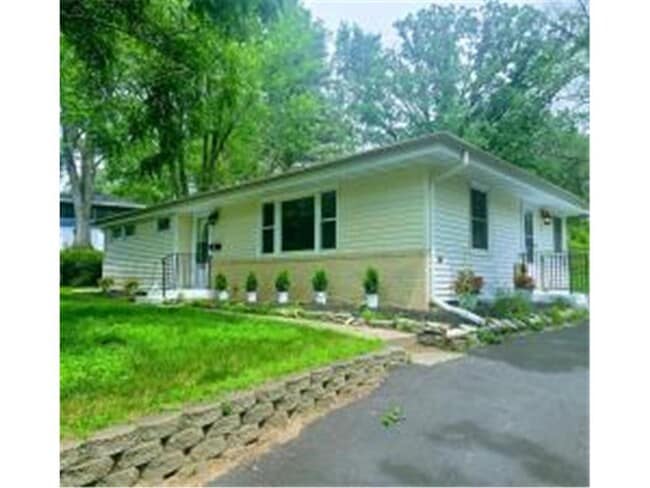 property at 11509 Palmer Rd
