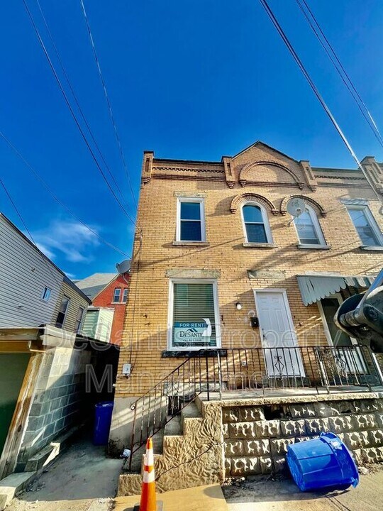 2 Edith Pl in Pittsburgh, PA - Building Photo