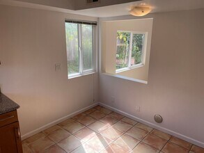 3745 Portofino Way in Santa Barbara, CA - Building Photo - Building Photo