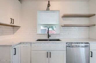 2901 E Seneca St in Tucson, AZ - Building Photo - Building Photo