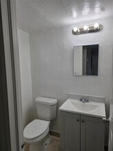 20 NW 7th Ave in Pompano Beach, FL - Building Photo - Building Photo