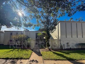 3242 S Semoran Blvd in Orlando, FL - Building Photo - Building Photo