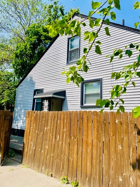 21501 Pembroke Ave in Detroit, MI - Building Photo - Building Photo