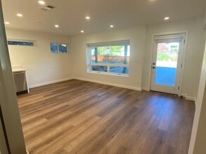 34 Manor Rd in Fairfax, CA - Building Photo - Building Photo