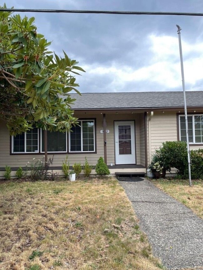 property at 572 Orcas Ave NE