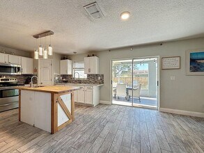 1516 SW Abingdon Ave in Port St. Lucie, FL - Building Photo - Building Photo
