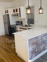73 W Simpson St in Tucson, AZ - Building Photo - Building Photo