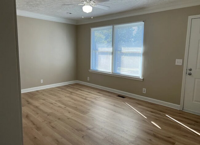 824 Oak Leaf Dr in Nashville, TN - Building Photo - Building Photo