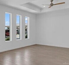 11 Lore Dr in Weslaco, TX - Building Photo - Building Photo