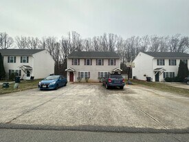 131 Primrose Ln in Lynchburg, VA - Building Photo