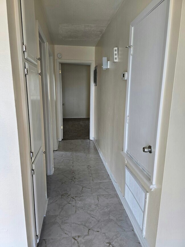 201 Regency Ave in Victoria, TX - Building Photo - Building Photo