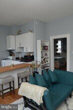 2124 Spruce St in Philadelphia, PA - Building Photo - Building Photo
