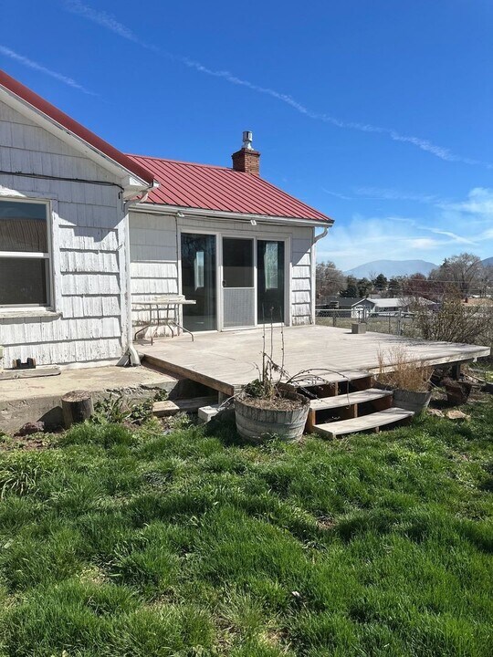 2800 Watson St in Klamath Falls, OR - Building Photo