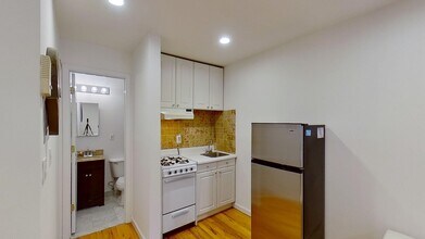253 3rd St in Hoboken, NJ - Building Photo - Building Photo