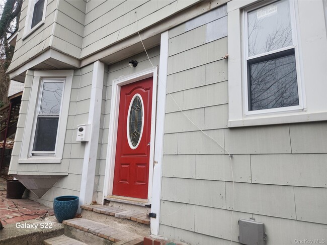 38 Cornell Ave in Yonkers, NY - Building Photo - Building Photo