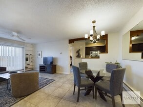 161 Calle Ojo Feliz in Santa Fe, NM - Building Photo - Building Photo