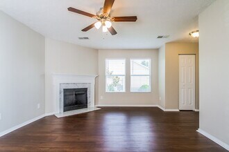 2109 Carlton Ln in Spring Hill, TN - Building Photo - Building Photo