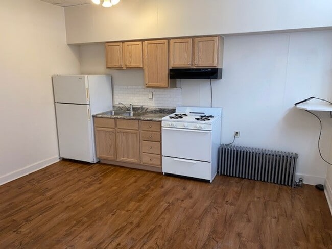 601-603 Hickory St in Waukegan, IL - Building Photo - Building Photo