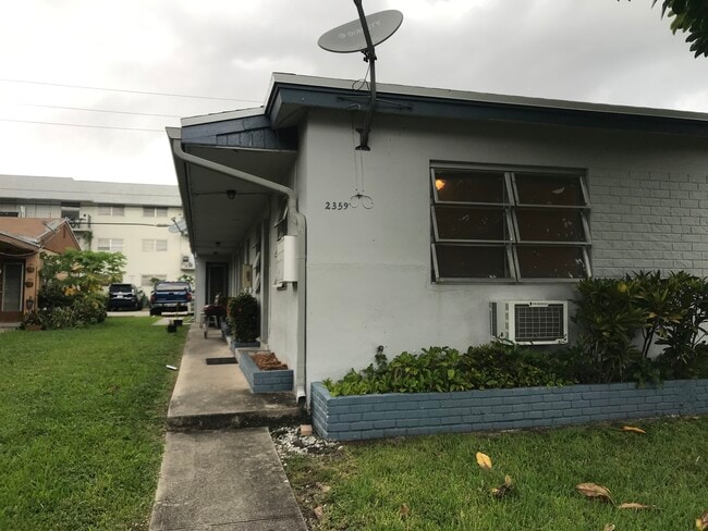 2359 NE 172nd St, Unit 2