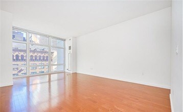 1600 Broadway-Unit -#F12 in New York, NY - Foto de edificio - Building Photo