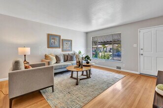 380 Pepper Dr in Vallejo, CA - Building Photo - Building Photo