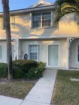 9967 NW 56th Pl in Coral Springs, FL - Building Photo