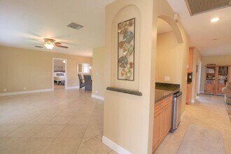 73 Pine Hill Trail W in Jupiter, FL - Building Photo - Building Photo