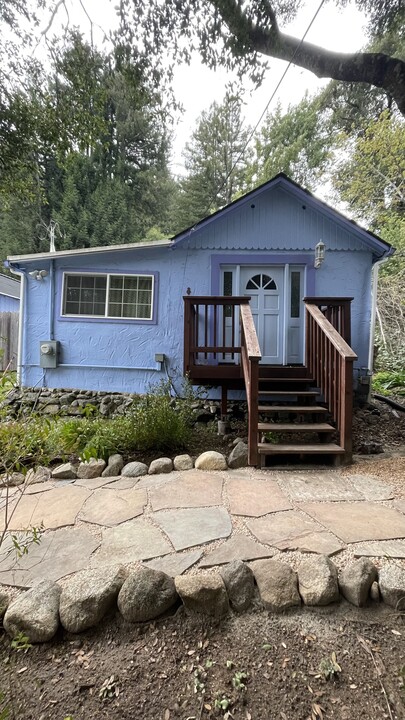 12875 Boulder St in Boulder Creek, CA - Foto de edificio
