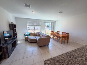 676 Salisbury Cir in Fort Pierce, FL - Building Photo - Building Photo