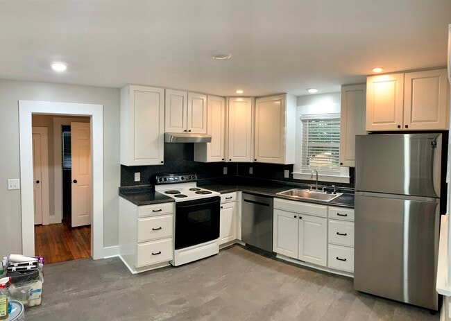 2181 Old Durham Rd in Roxboro, NC - Building Photo - Building Photo