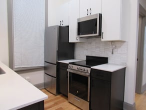 1725 Elm St in Cincinnati, OH - Foto de edificio - Building Photo