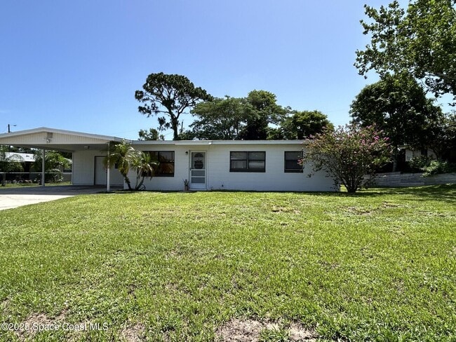 427 Azalea Ave in Titusville, FL - Building Photo - Building Photo