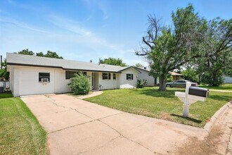 2349 Marsalis Dr in Abilene, TX - Building Photo - Building Photo